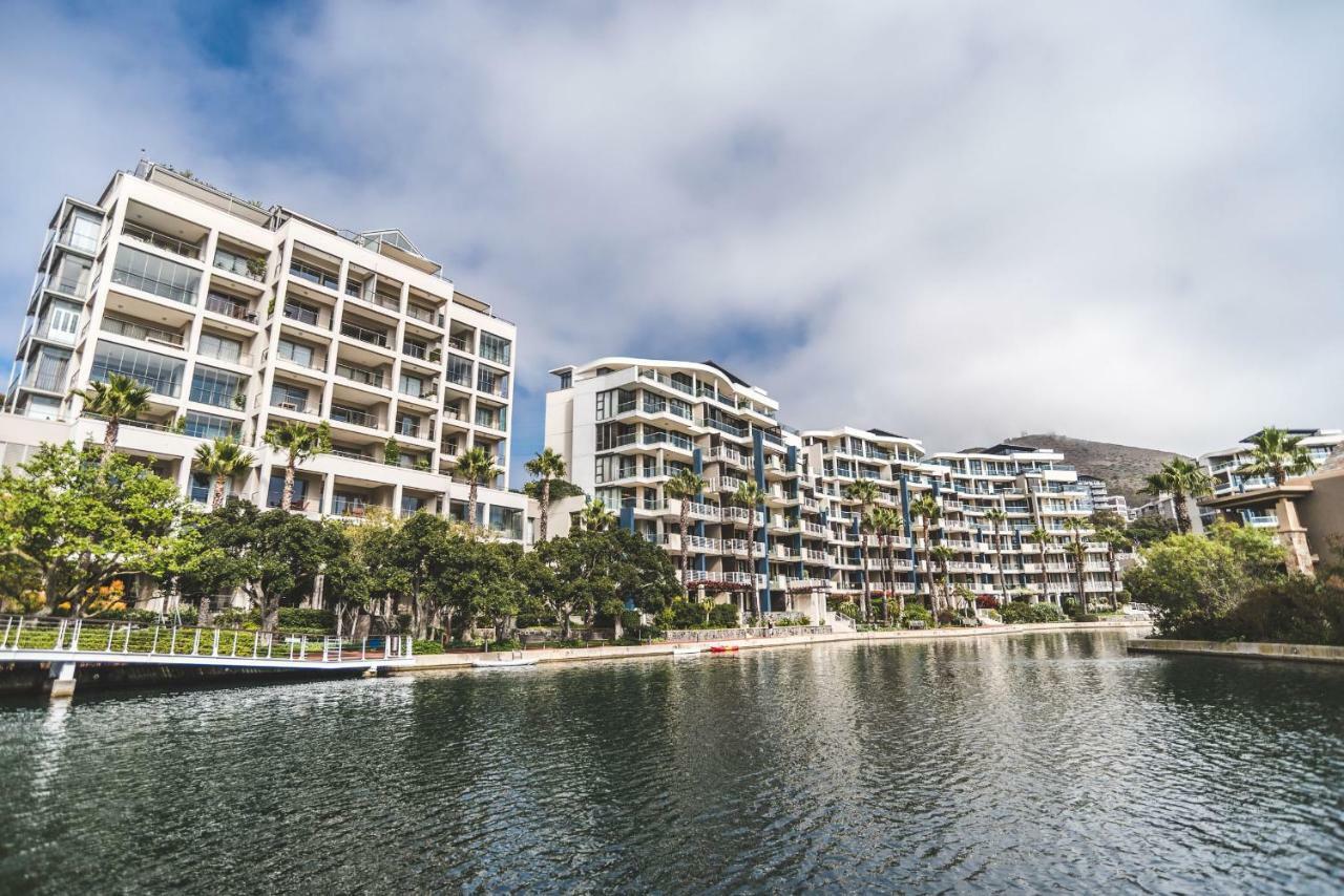 Elegant Waterfront Apartment With No Loadshedding Kapstaden Eksteriør billede