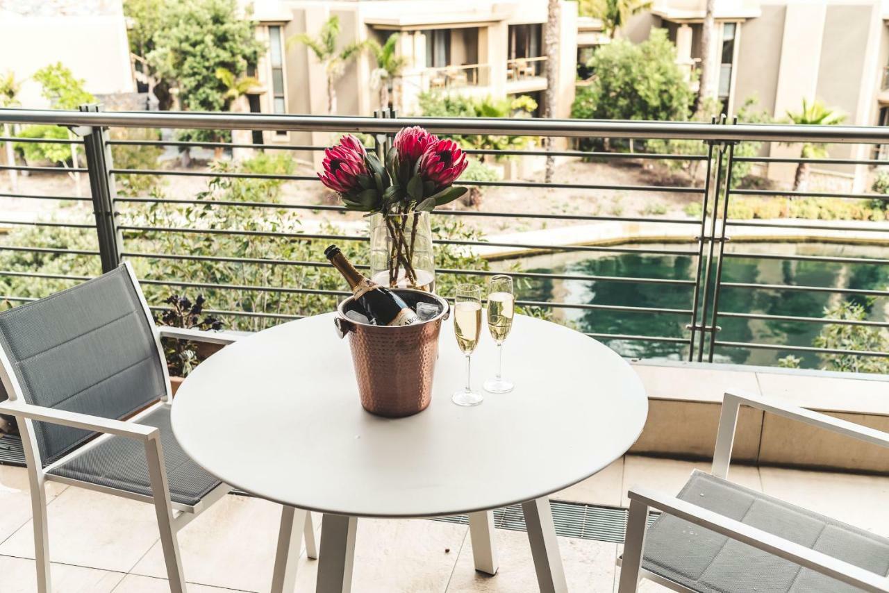 Elegant Waterfront Apartment With No Loadshedding Kapstaden Eksteriør billede