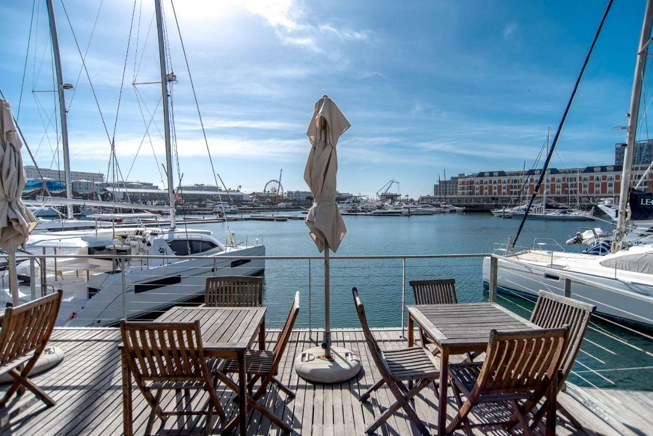 Elegant Waterfront Apartment With No Loadshedding Kapstaden Eksteriør billede