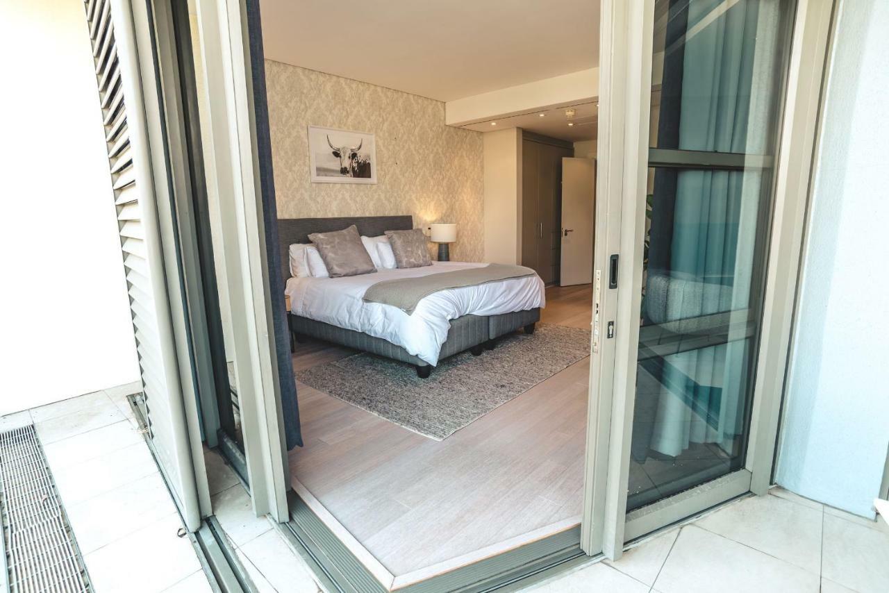 Elegant Waterfront Apartment With No Loadshedding Kapstaden Eksteriør billede