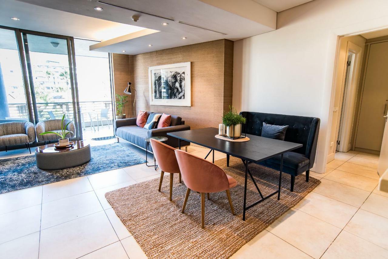 Elegant Waterfront Apartment With No Loadshedding Kapstaden Eksteriør billede